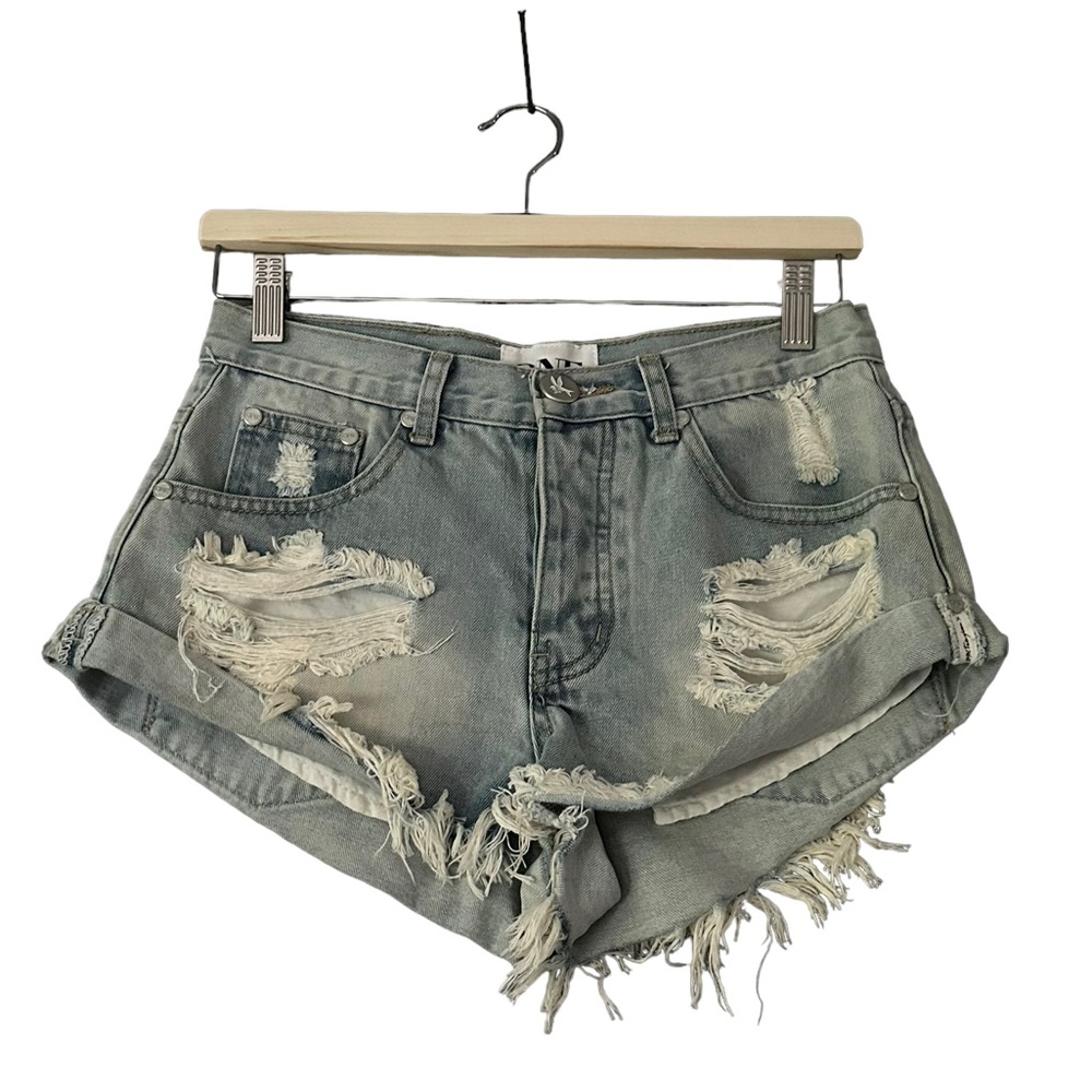 One Teaspoon | Bandit Light Wash Distressed Denim Shorts Size 22‎